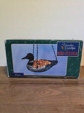NCE The Wonder of Wildlife Bird Feeder